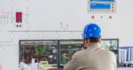 Pasos para implementar un sistema de gestión de energía industrial y reducir costos
