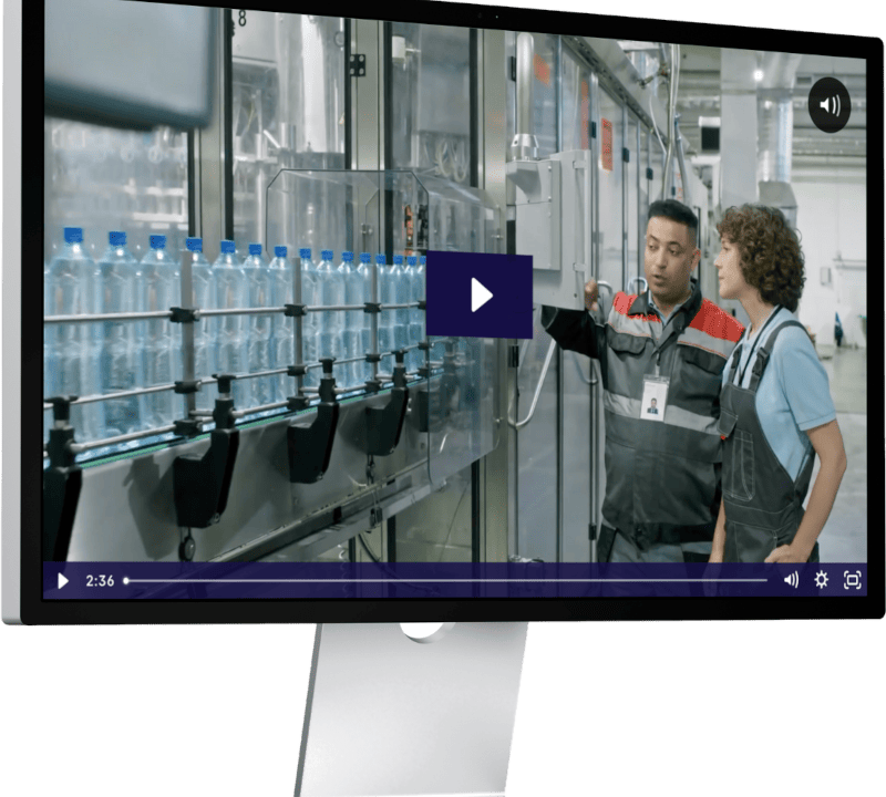 Mockup Transforma tu Planta con el Monitoreo de Máquinas Industriales